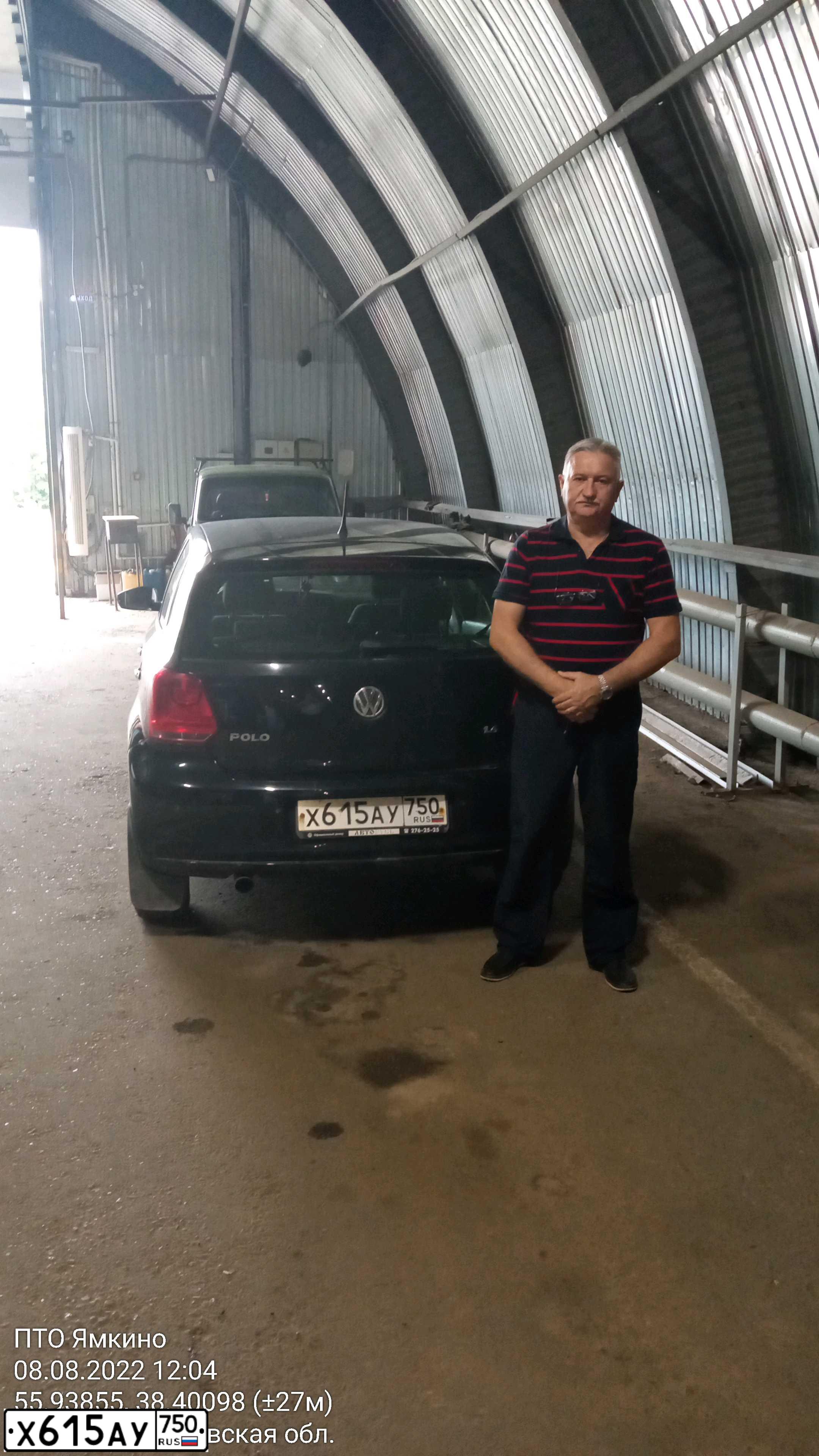 Фото автомобиля VOLKSWAGEN POLO, 2014 — госномер Т595ОР790. Цвет: ЧЕРНЫЙ