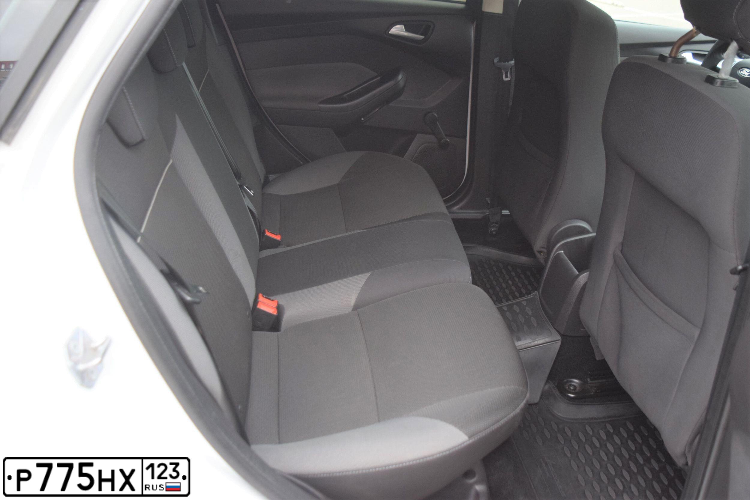 Фото автомобиля FORD FOCUS, 2014 — госномер Н615РР193. Цвет: Белый