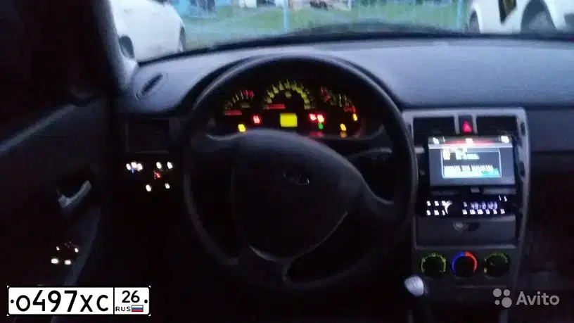 Фото автомобиля LADA 2172 PRIORA, 2013 — госномер О497ХС26. Цвет: Сине-Черный
