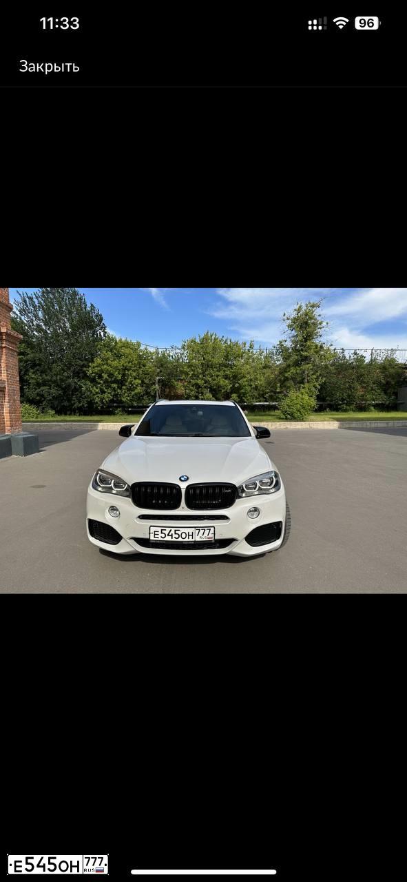 Фото автомобиля BMW X5, 2015 — госномер У200ТА33. Цвет: БЕЛЫЙ