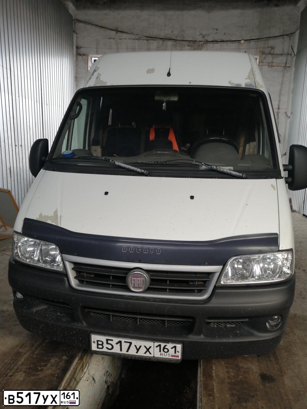 Фото автомобиля FIAT DUCATO, 2011 — госномер В517УХ161. Цвет: БЕЛЫЙ