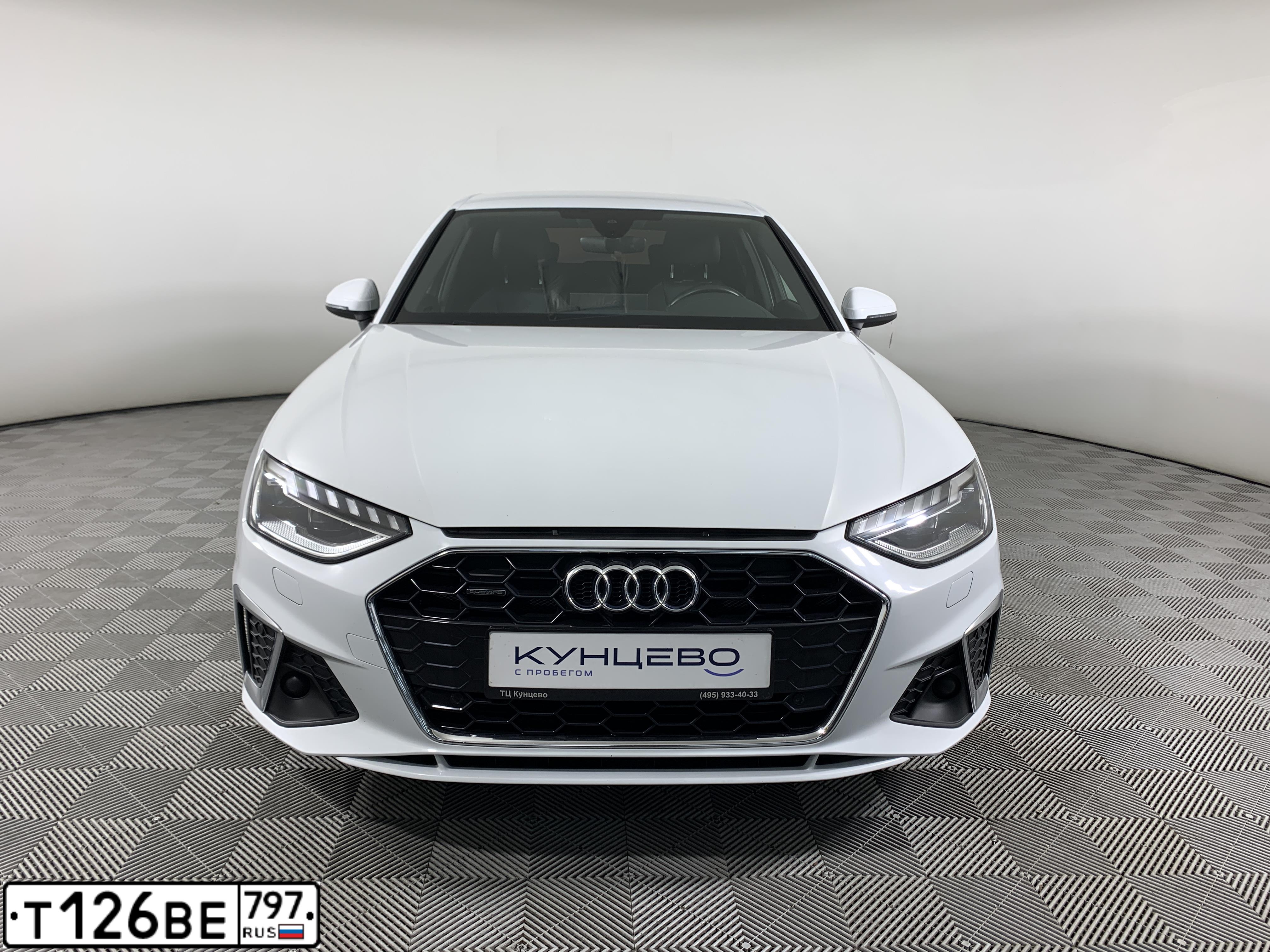 Фото автомобиля AUDI A4, 2020 — госномер Т126ВЕ797. Цвет: Белый