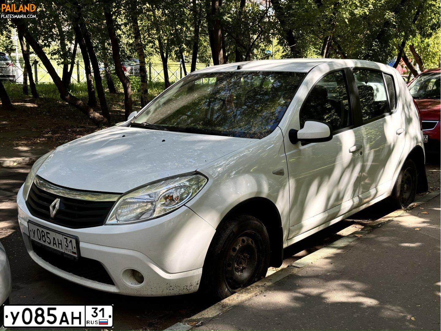 Фото автомобиля RENAULT SANDERO, 2012 — госномер В280ЕР181. Цвет: Белый