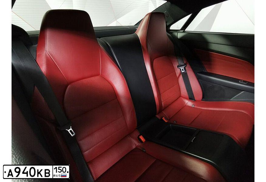 Фото автомобиля MERCEDES CLK-KLASSE, 2002 — госномер Р552УВ777. Цвет: СЕРЕБРИСТЫЙ