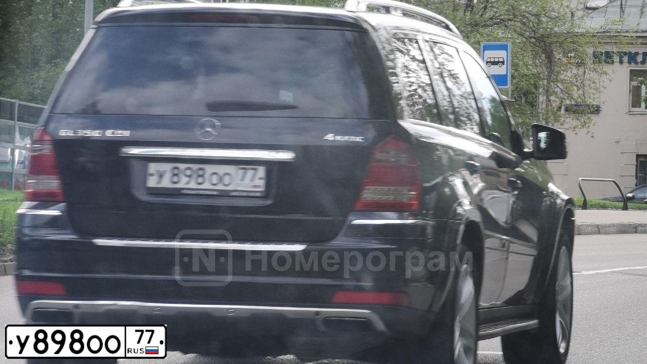 Фото автомобиля MERCEDES GL-KLASSE, 2012 — госномер У898ОО77. Цвет: ЧЕРНЫЙ