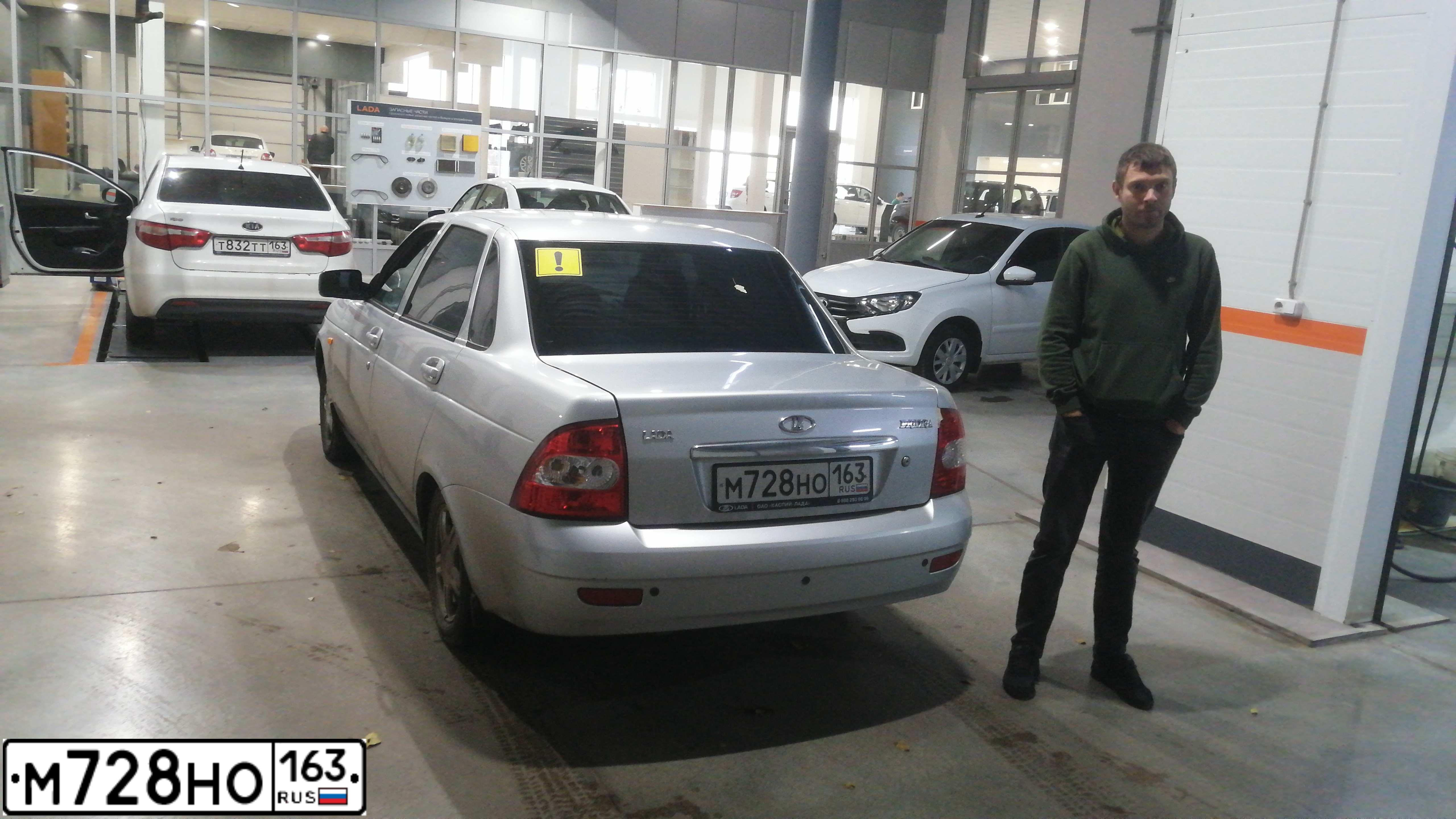 Фото автомобиля LADA PRIORA, 2008 — госномер М371ВА184
