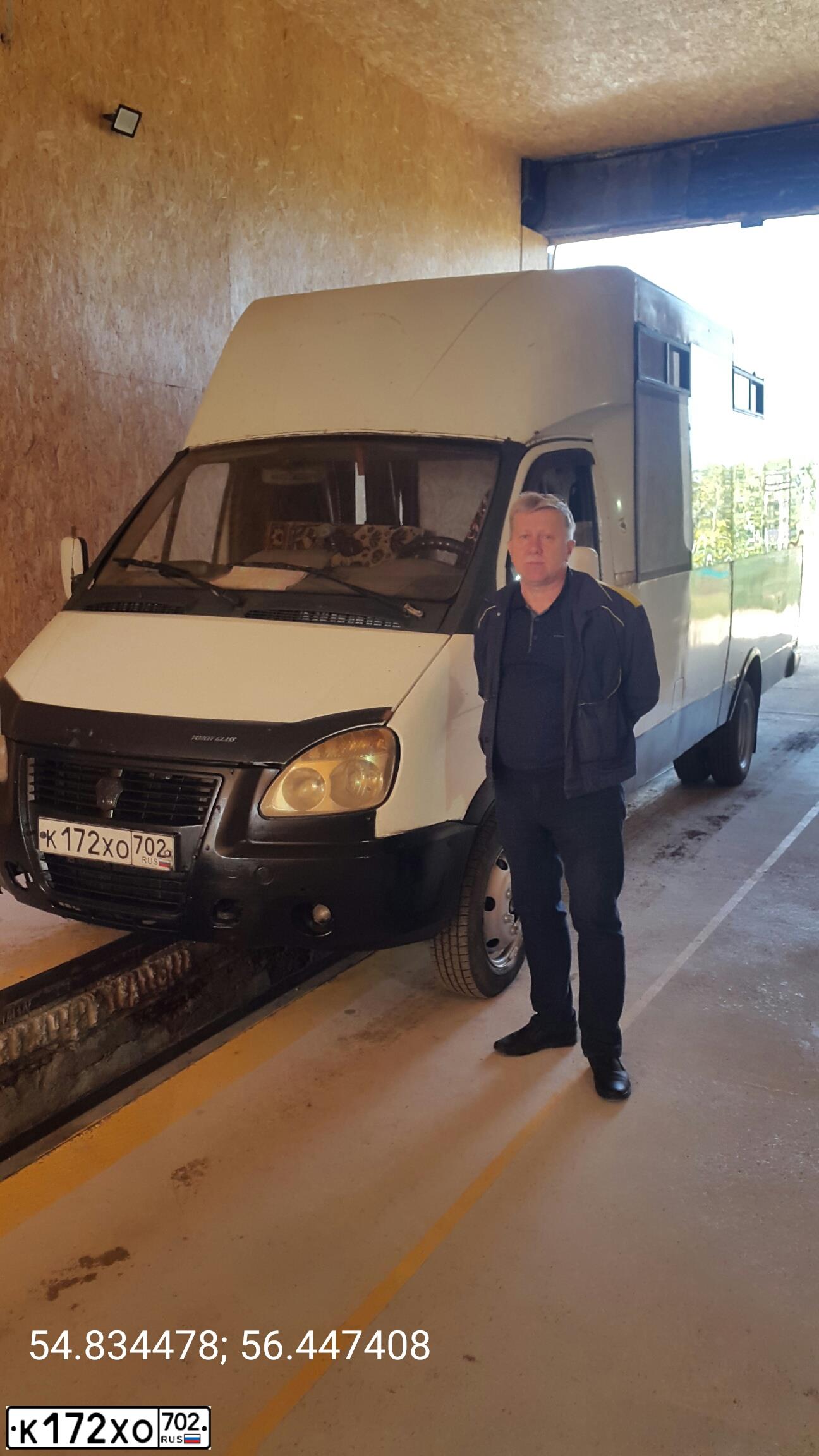 Фото автомобиля GAZ 3302 EL, 2006 — госномер Х424УС102. Цвет: Белый