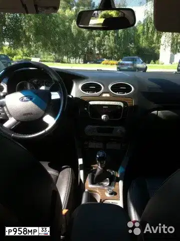 Фото автомобиля FORD FOCUS, 2008 — госномер Р958МР33. Цвет: синий