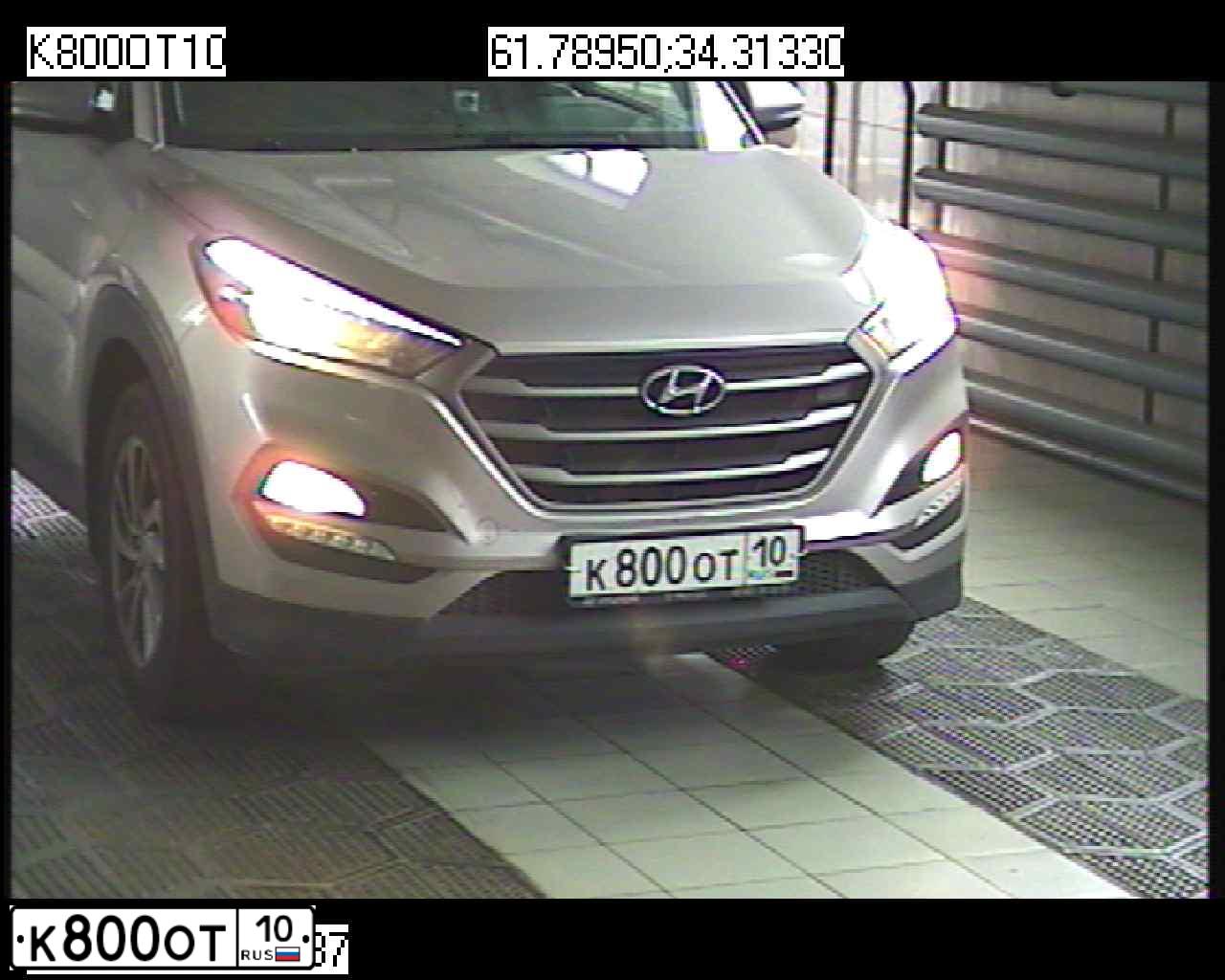 Фото автомобиля TOYOTA RAV4, 2010 — госномер К800ОТ10. Цвет: ТЕМНО-КРАСНЫЙ