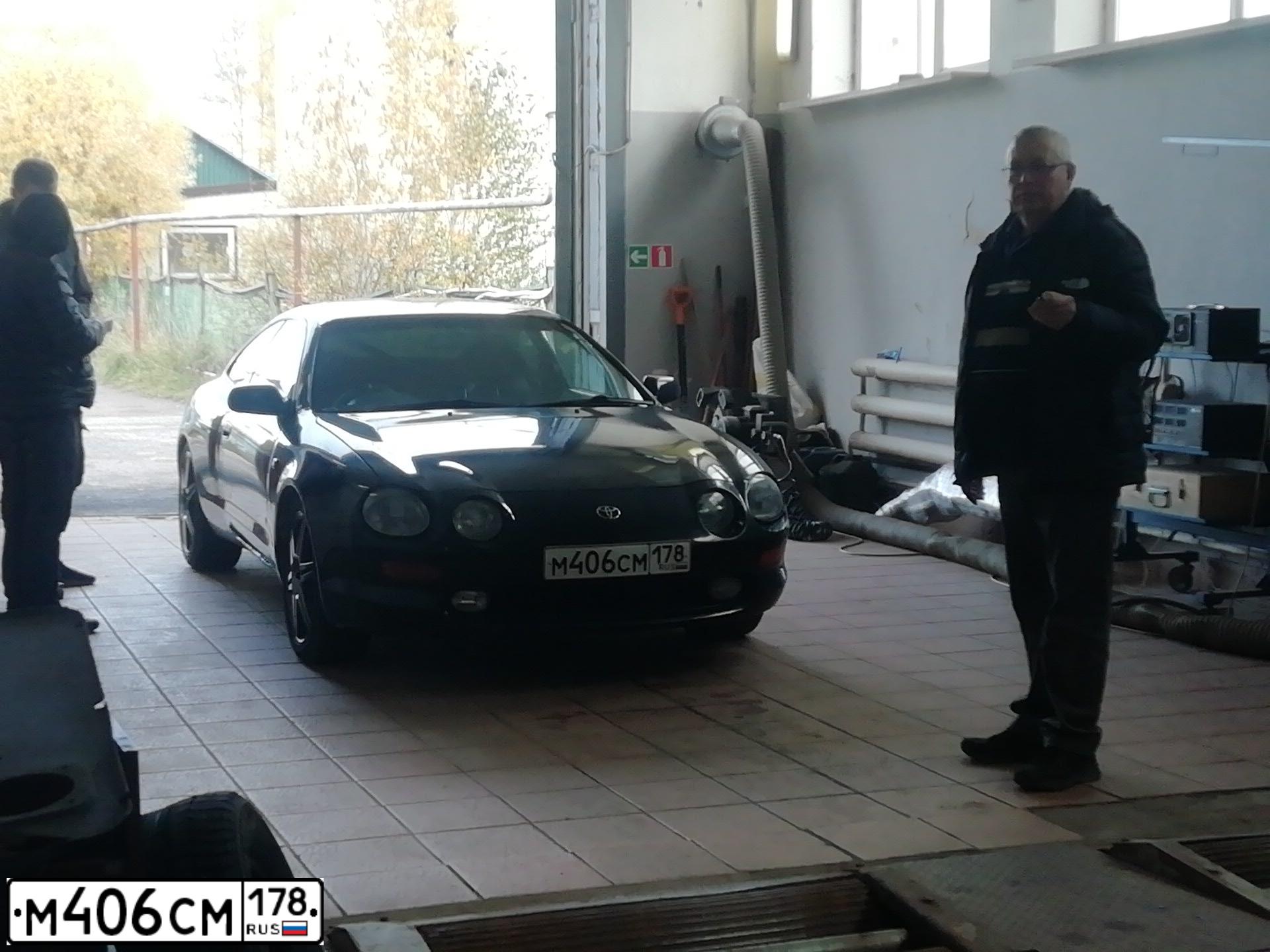 Фото автомобиля TOYOTA CELICA, 1994 — госномер М406СМ178