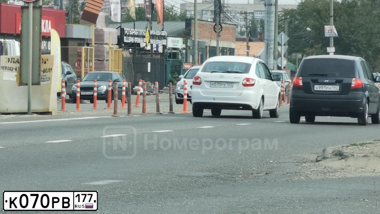 Фото автомобиля FORD FUSION, 2007 — госномер Р321ТК126. Цвет: Серебристый
