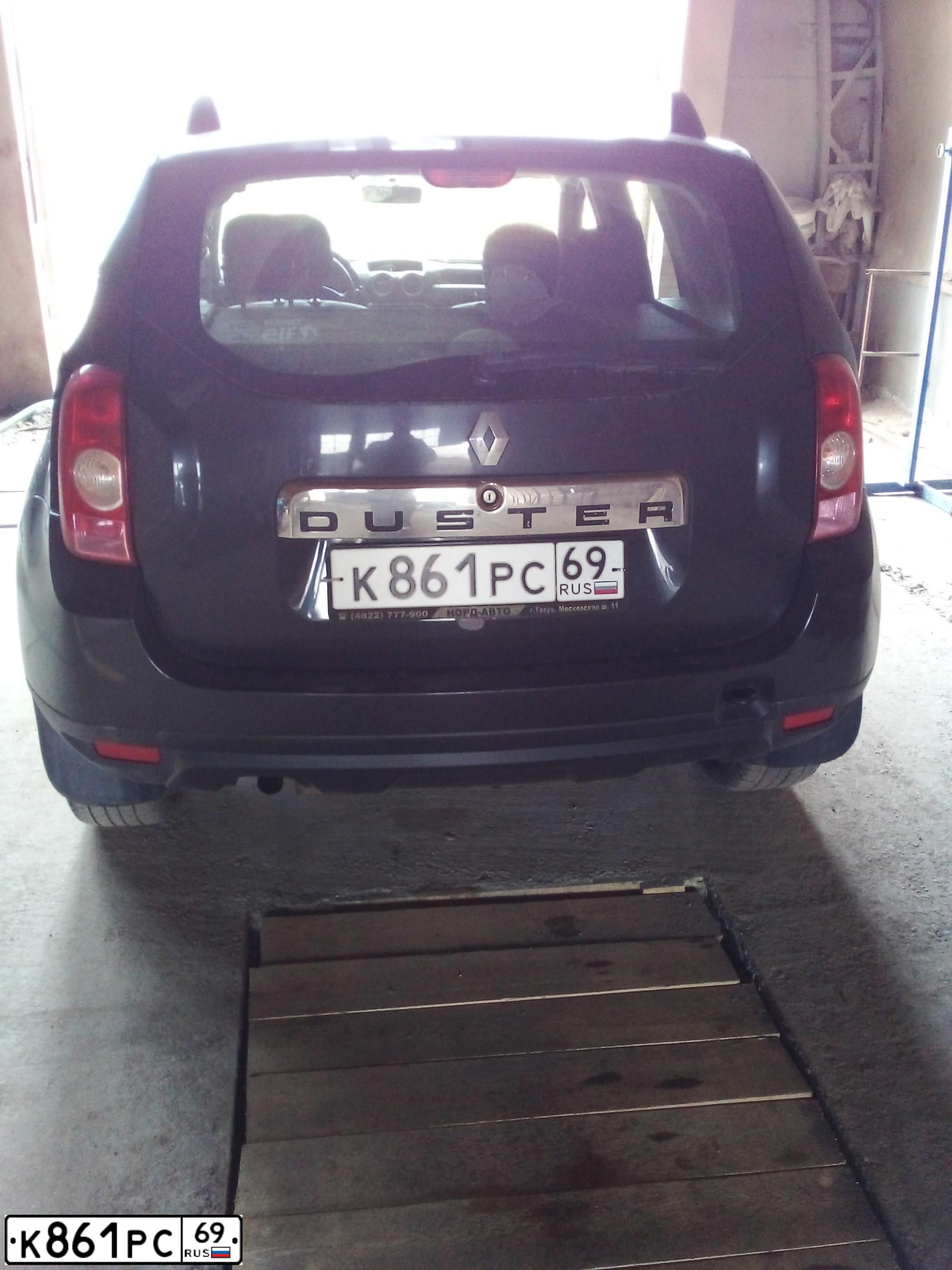 Фото автомобиля RENAULT DUSTER, 2014 — госномер К861РС69. Цвет: ЧЕРНЫЙ