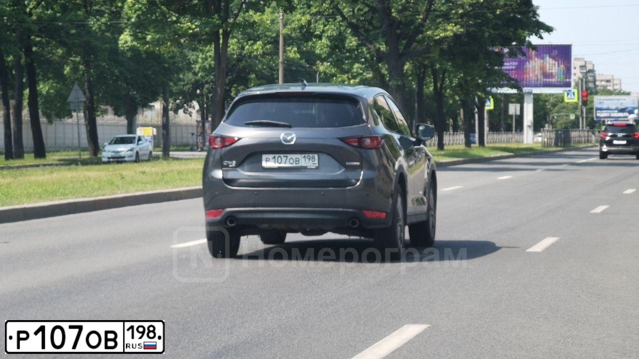 Фото автомобиля MAZDA CX-5, 2021 — госномер К676НО147. Цвет: СЕРЫЙ
