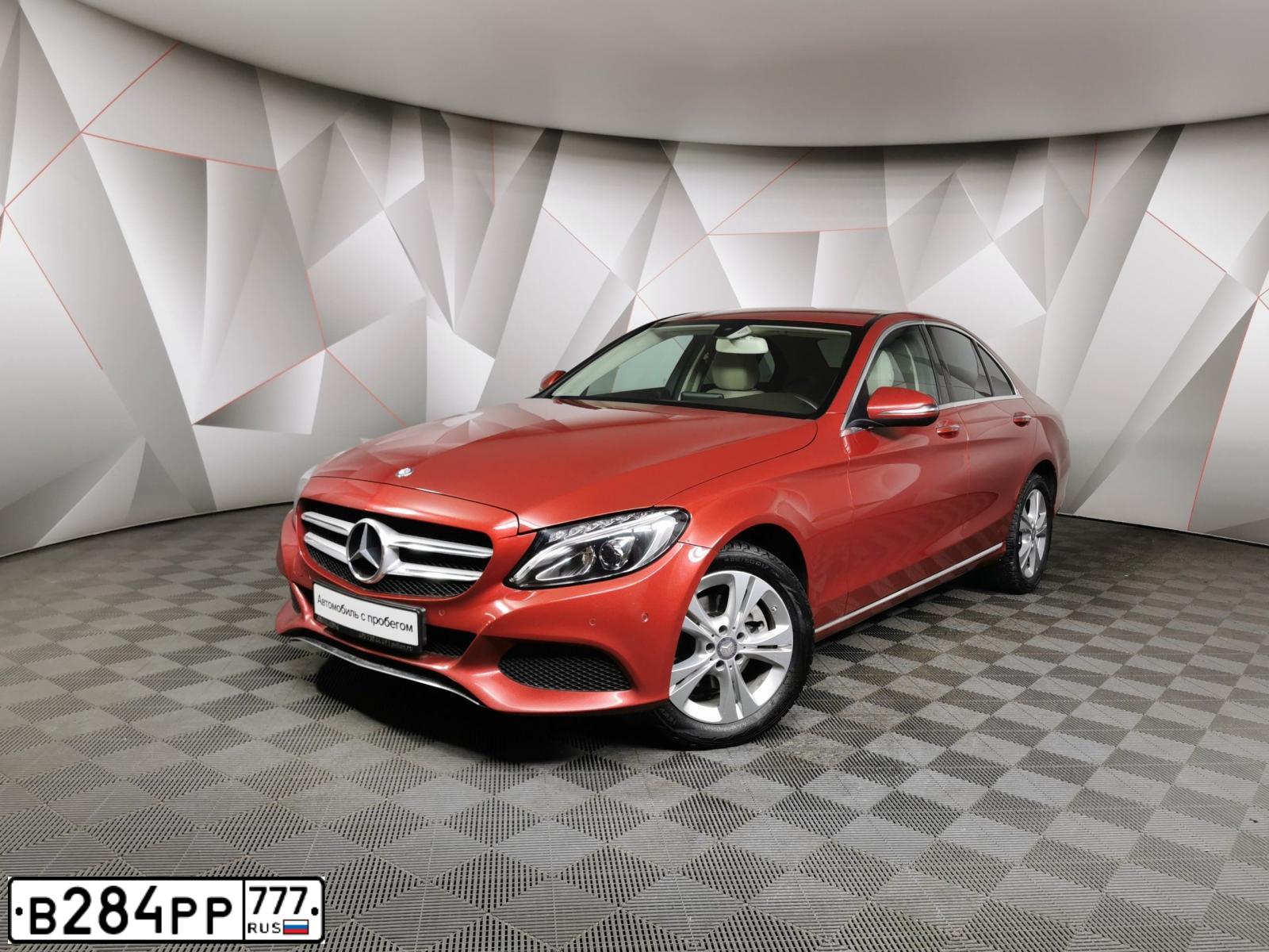 Фото автомобиля MERCEDES C-KLASSE, 2015 — госномер У324НН799. Цвет: КРАСНЫЙ