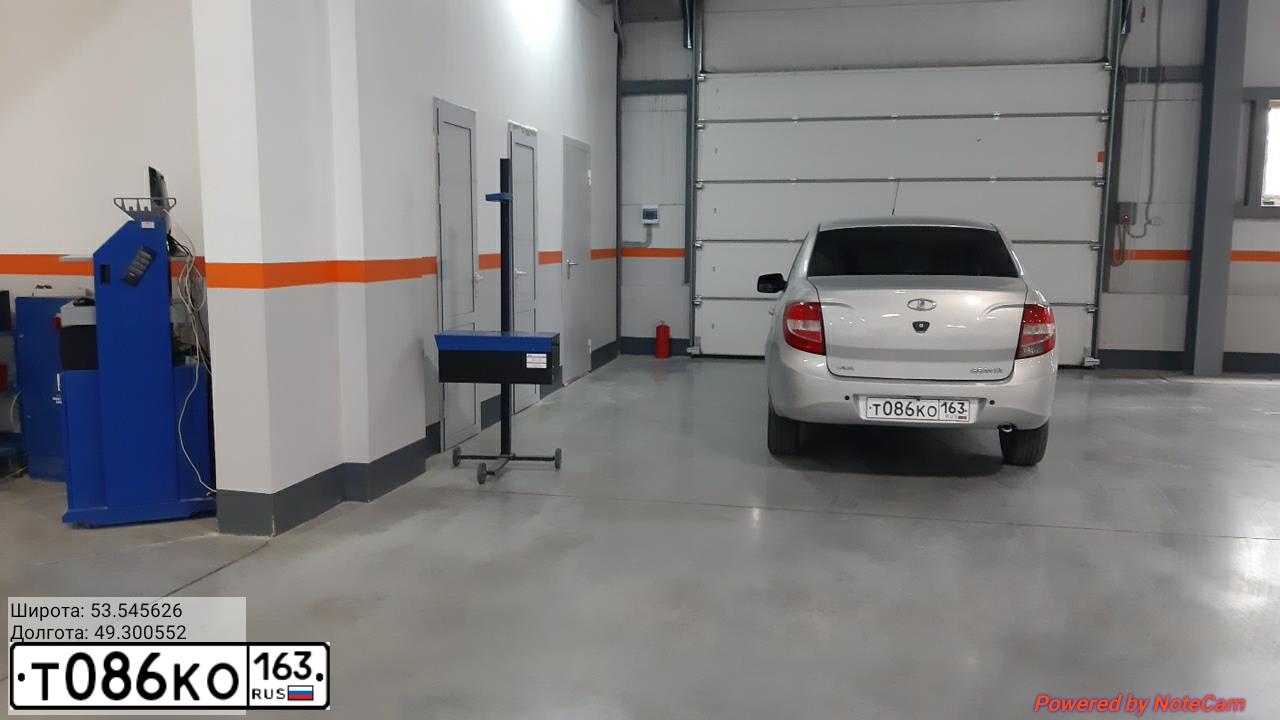 Фото автомобиля LADA 2190 GRANTA, 2013 — госномер Т086КО163. Цвет: Серебристый