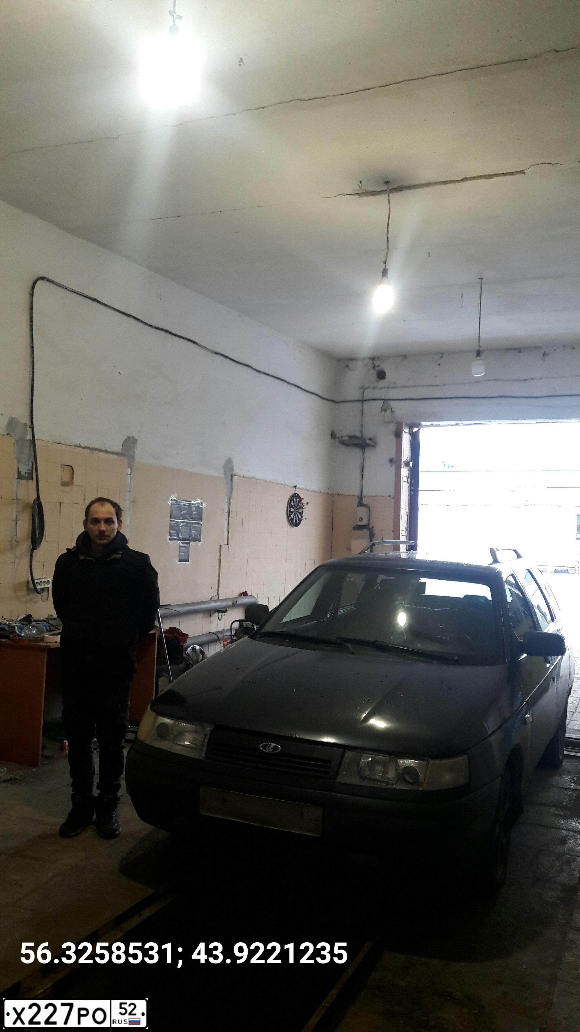 Фото автомобиля LADA 2111, 2008 — госномер У124АТ152. Цвет: ЧЕРНЫЙ