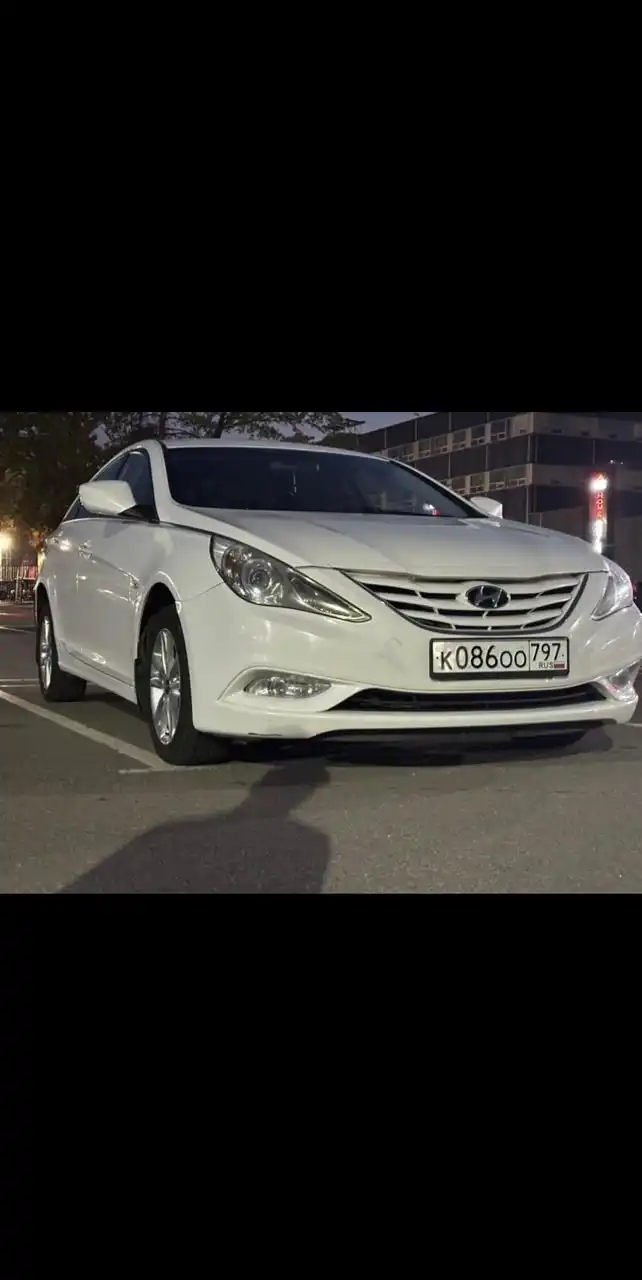 Фото автомобиля HYUNDAI SONATA, 2011 — госномер Х396РР05