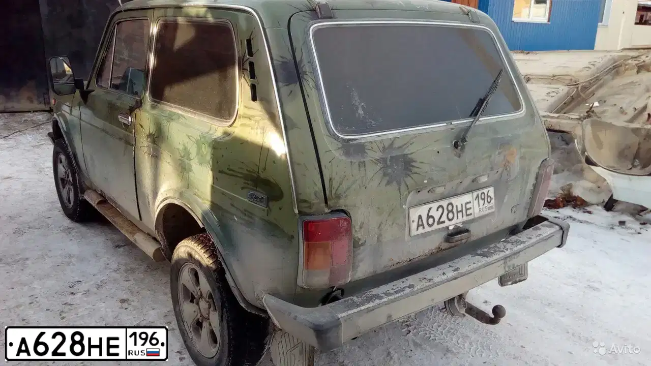 Фото автомобиля LADA 2121 NIVA, 1995 — госномер А628НЕ196. Цвет: ЗЕЛЕНЫЙ