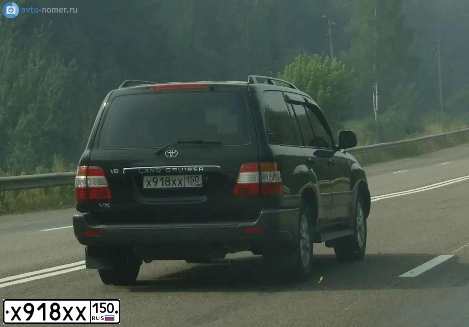 Фото автомобиля TOYOTA LANDCRUISER, 2005 — госномер К303ТА190. Цвет: ЧЕРНЫЙ