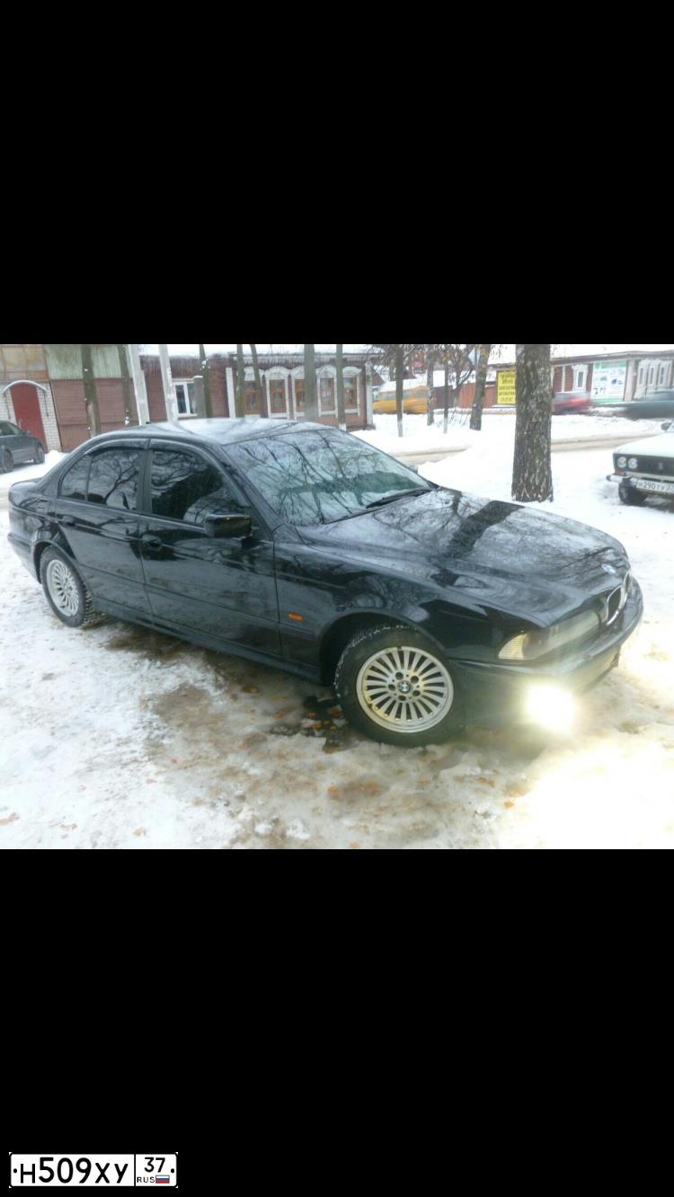 Фото автомобиля BMW SERIE 5, 1999 — госномер К594АН35. Цвет: ТЕМНО-СИНИЙ