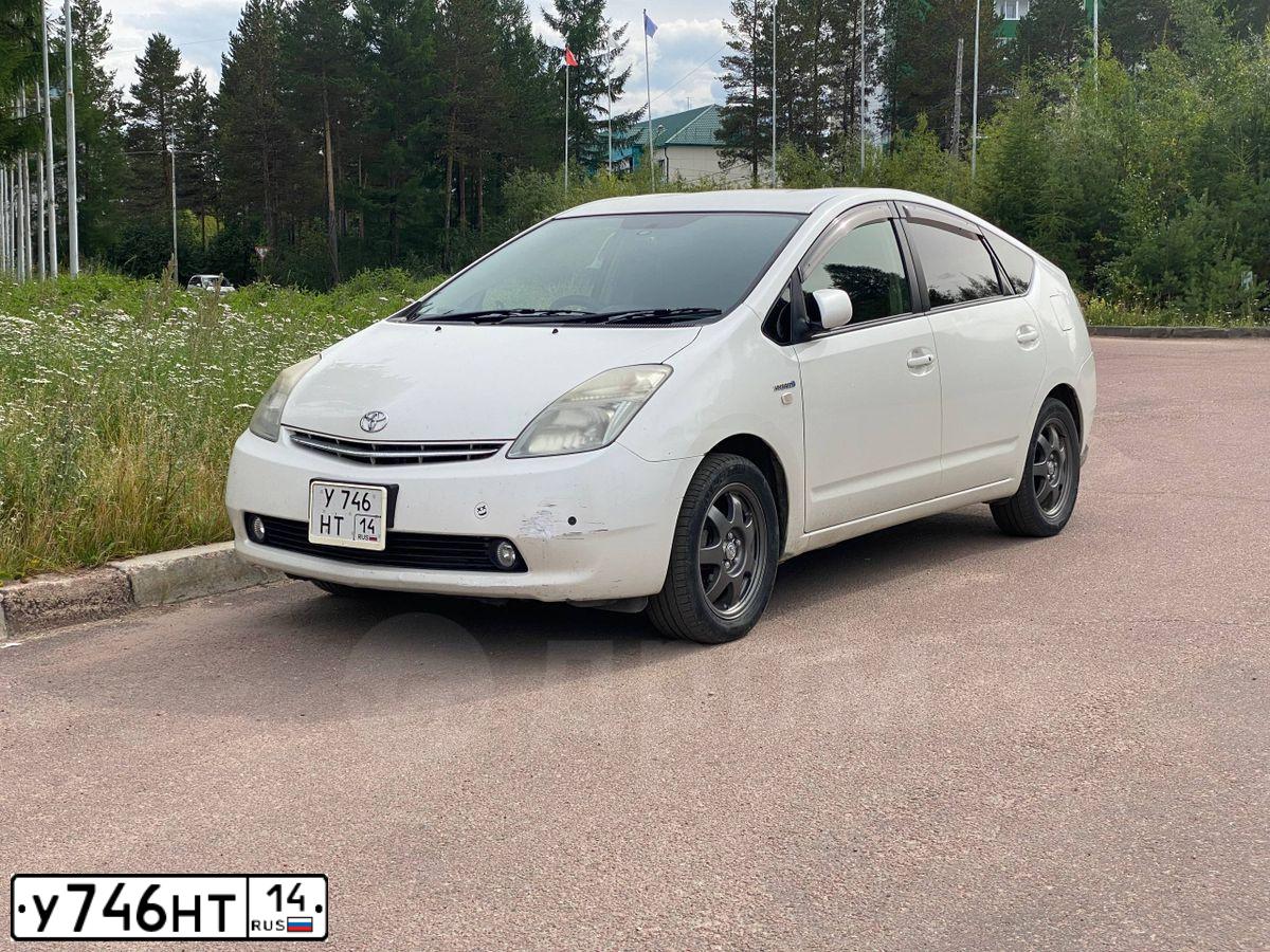Фото автомобиля TOYOTA PRIUS HYBRID TOYOTA PRIUS HYBRID, 2008 — госномер У746НТ14. Цвет: Белый