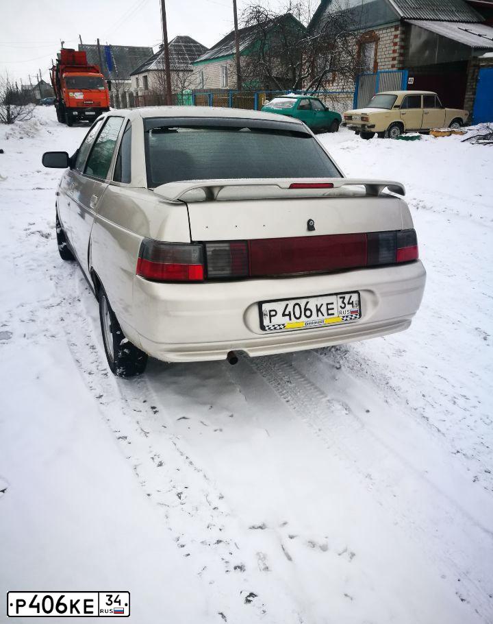 Фото автомобиля LADA 2110, 2002 — госномер Е709ВХ323. Цвет: СЕРЕБРИСТЫЙ СЕРО-ЗЕЛЕНЫЙ