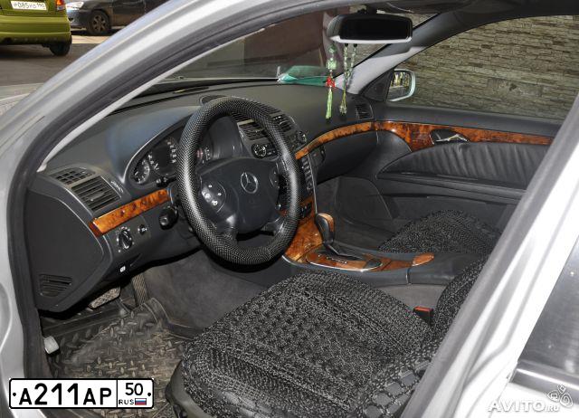 Фото автомобиля MERCEDES E-KLASSE, 2002 — госномер С401ВН177. Цвет: СЕРЫЙ