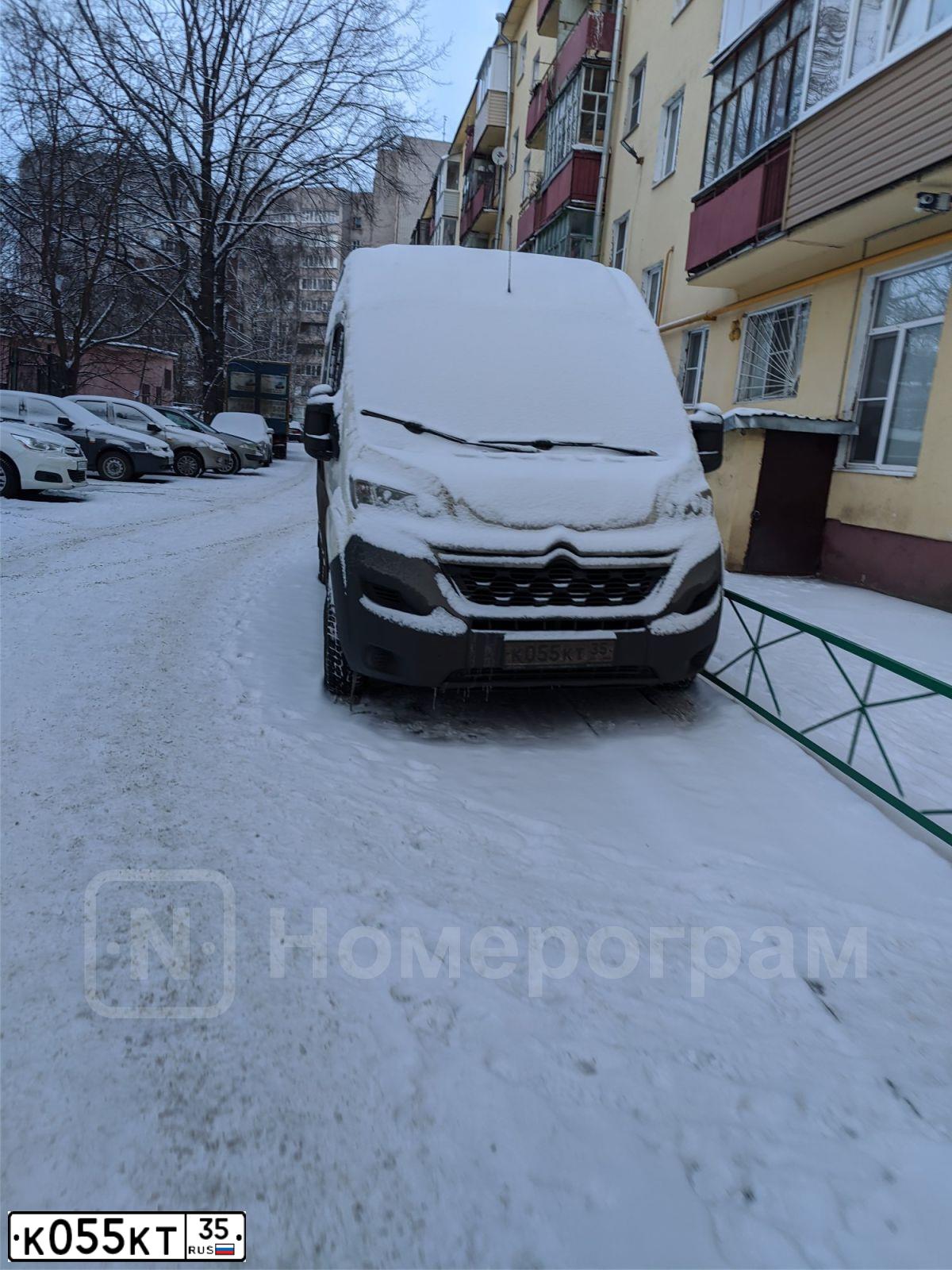 Фото автомобиля CITROEN JUMPER, 2016 — госномер О893МР152. Цвет: БЕЛЫЙ