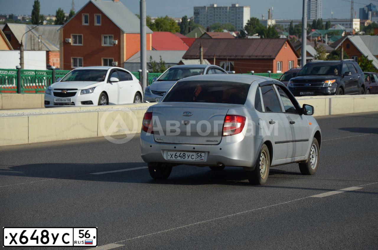 Фото автомобиля LADA 2190 GRANTA, 2013 — госномер Х648УС56. Цвет: СЕРЕБРИСТЫЙ