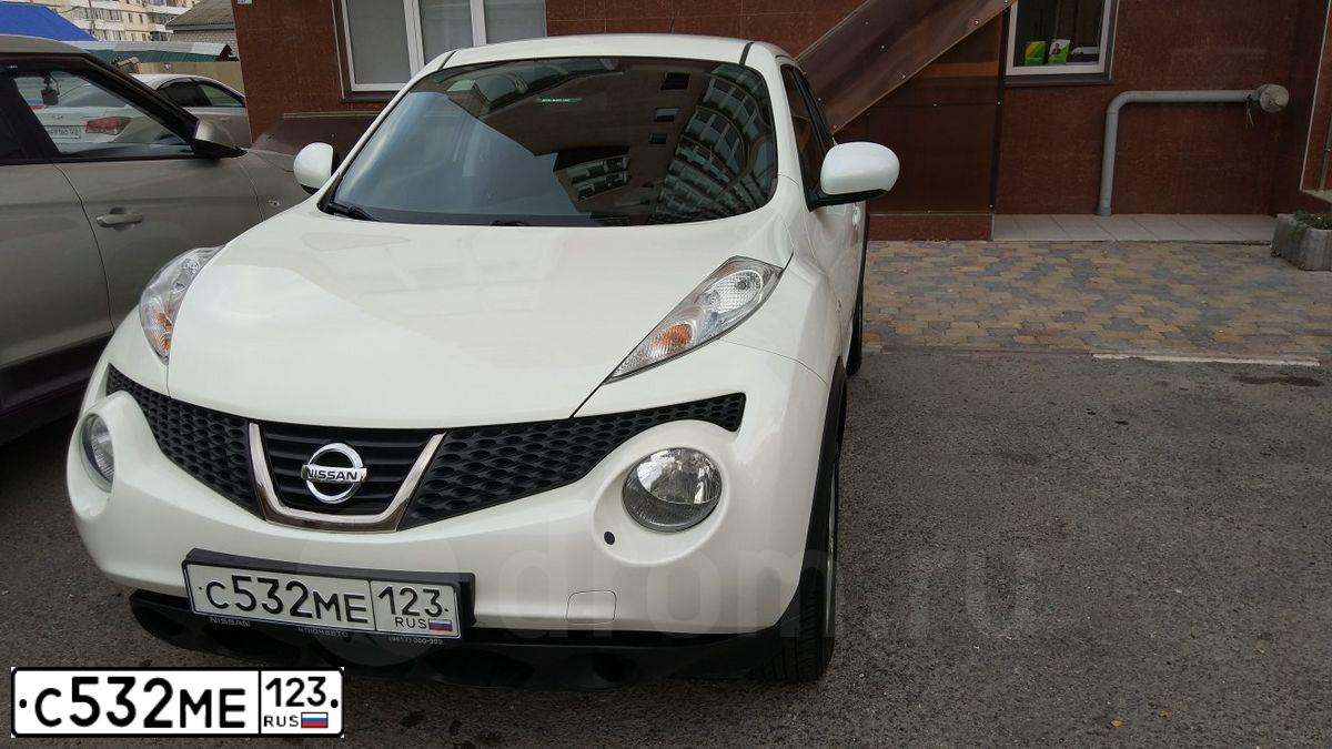 Фото автомобиля NISSAN JUKE, 2013 — госномер В175ЕВ761. Цвет: Белый