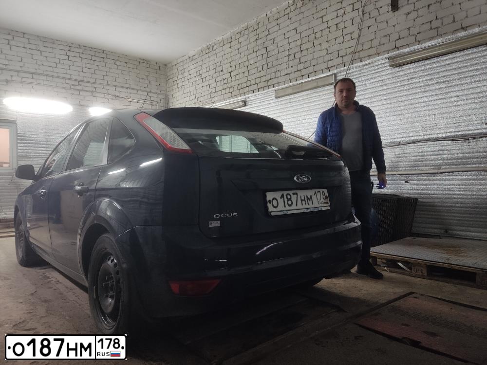 Фото автомобиля FORD FOCUS, 2010 — госномер В673УЕ69