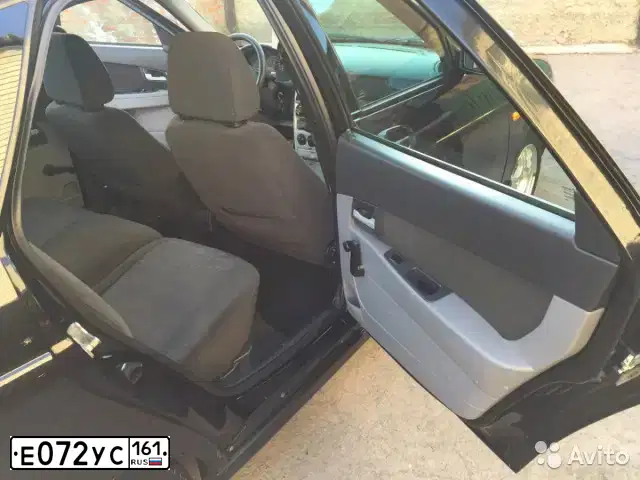 Фото автомобиля LADA 2172 PRIORA, 2008 — госномер Н588КН199. Цвет: ТЕМНО-ЗЕЛЕНЫЙ