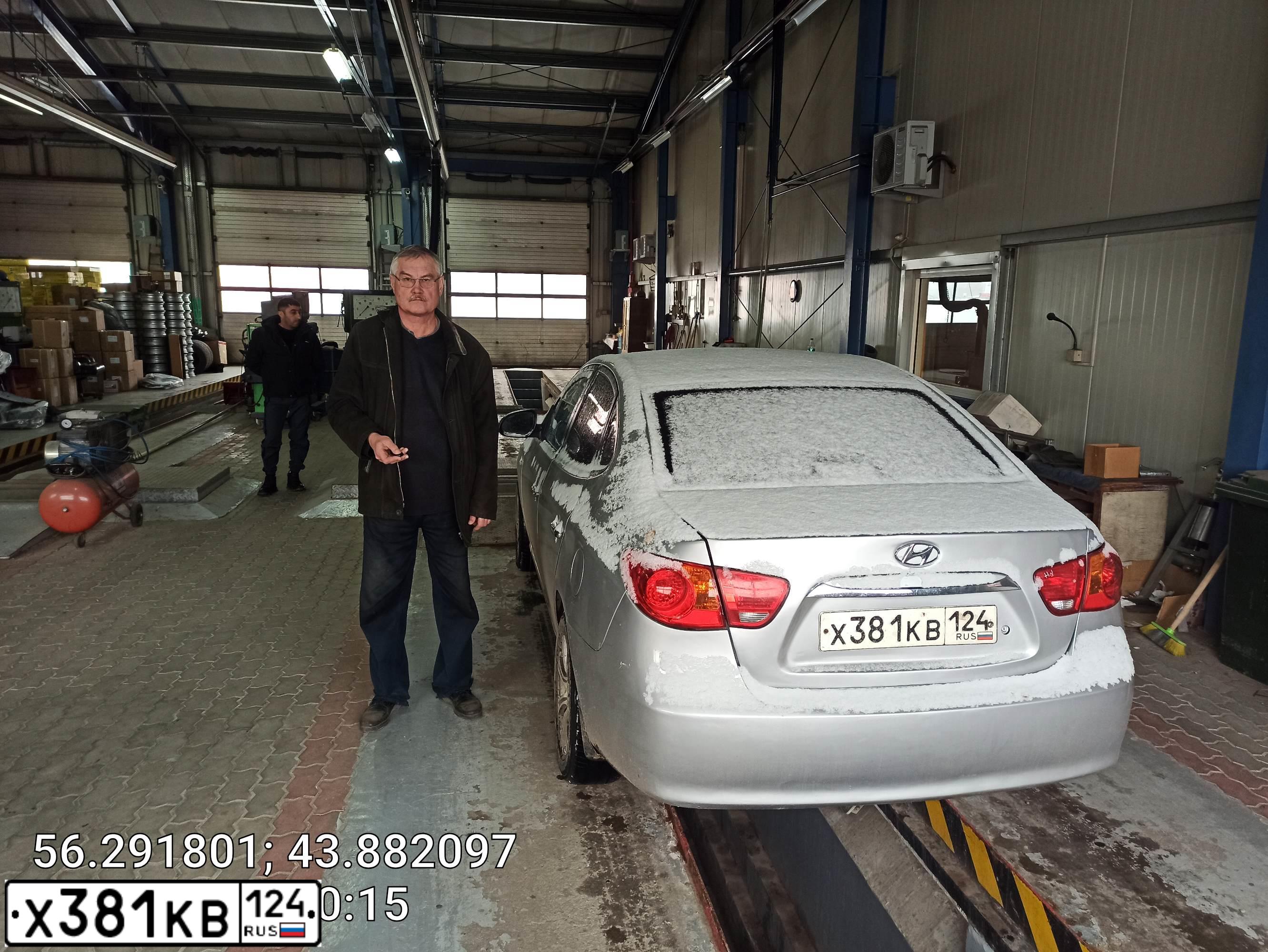Фото автомобиля HYUNDAI AVANTE, 2010 — госномер М364ВО95. Цвет: СЕРЫЙ