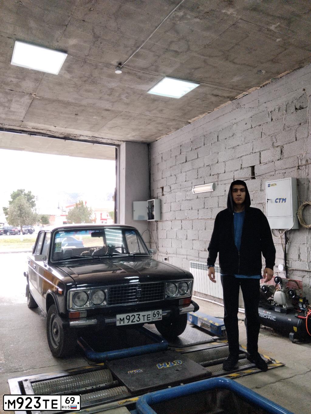 Фото автомобиля LADA 2106, 1991 — госномер М923ТЕ69. Цвет: КОРИЧНЕВЫЙ ТЕМНЫЙ