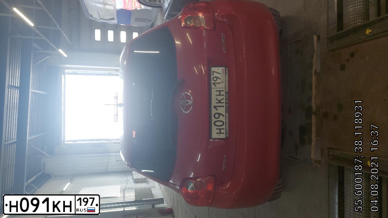 Фото автомобиля TOYOTA AURIS, 2007 — госномер Н091КН197. Цвет: КРАСНЫЙ