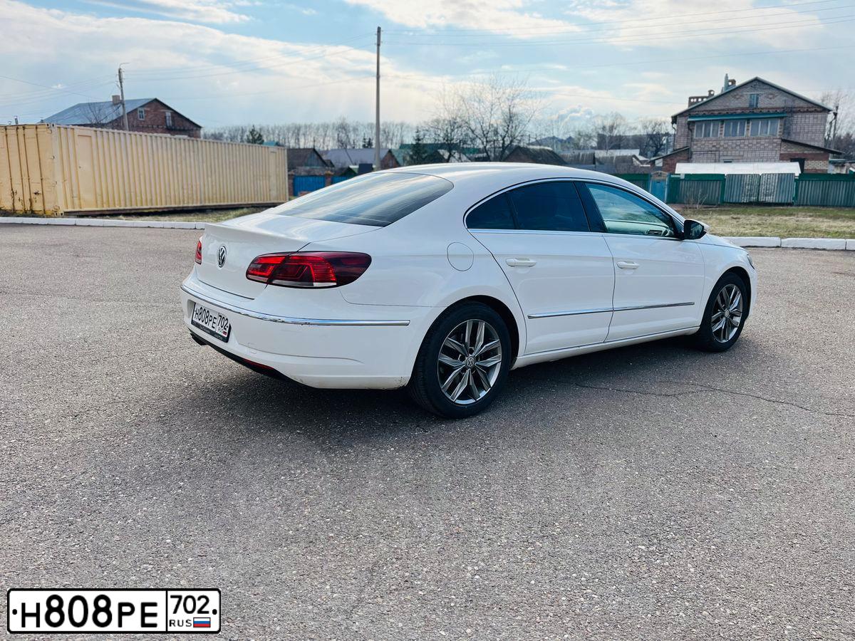 Фото автомобиля VOLKSWAGEN CC, 2013 — госномер М222УВ116. Цвет: Белый