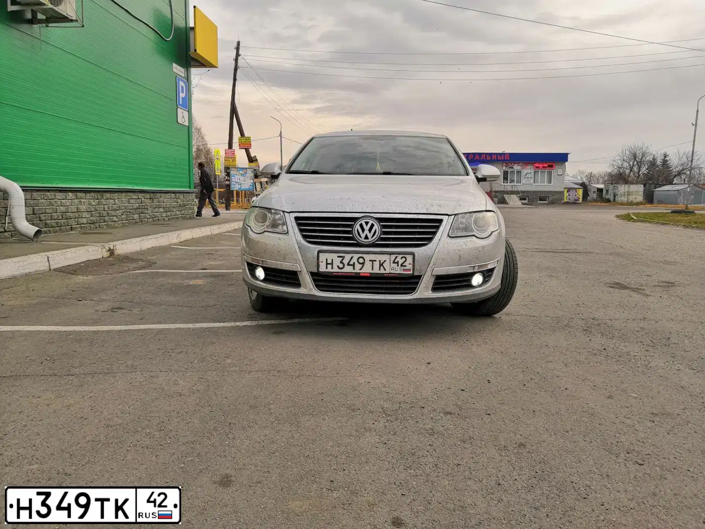 Фото автомобиля VOLKSWAGEN PASSAT, 2008 — госномер А295НС122. Цвет: СЕРЕБРИСТЫЙ