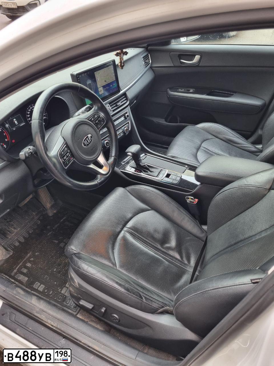 Фото автомобиля KIA MAGENTIS / OPTIMA, 2017 — госномер В488УВ198. Цвет: Белый