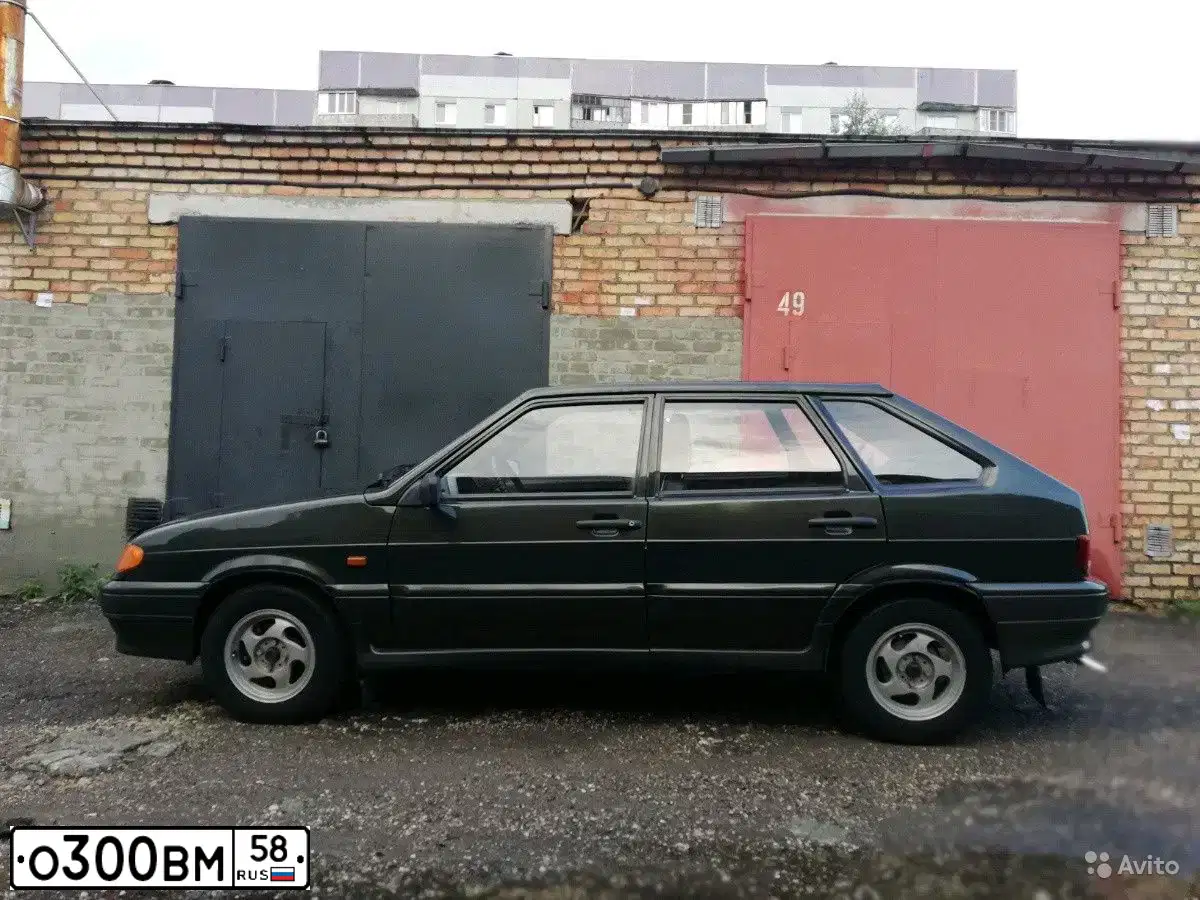 Фото автомобиля LADA 2114 SAMARA, 2006 — госномер О300ВМ58. Цвет: ЗОЛОТИСТЫЙ ТЕМНО-ЗЕЛЕНЫЙ