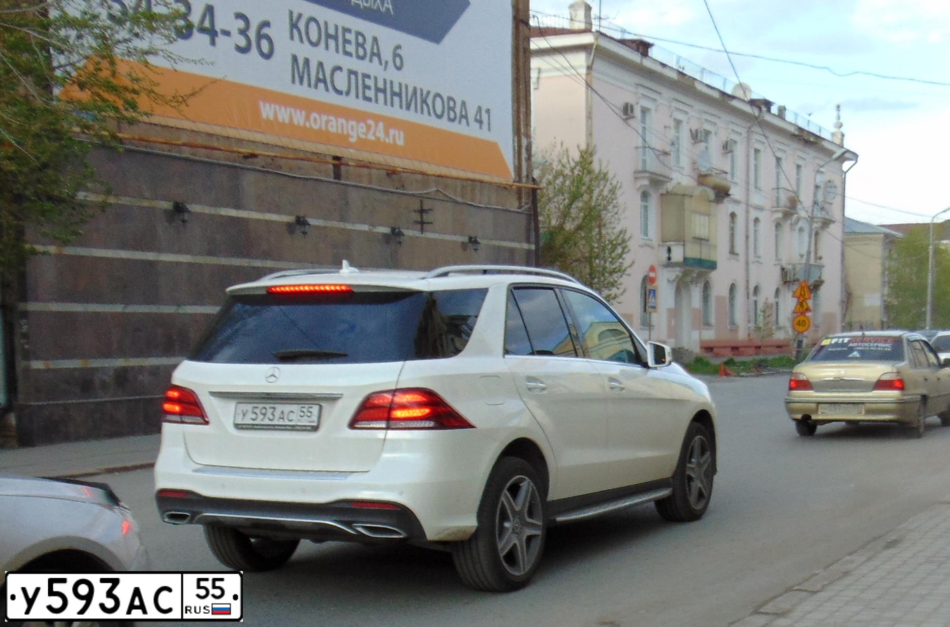 Фото автомобиля MERCEDES-BENZ GLE300, 2018 — госномер А748МС977