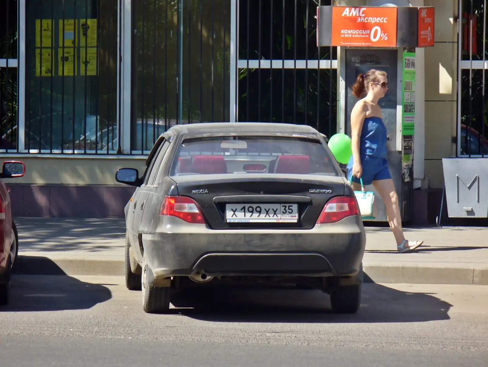 Фото автомобиля DAEWOO NEXIA, 2012 — госномер К489РС35. Цвет: Бледно-Черный