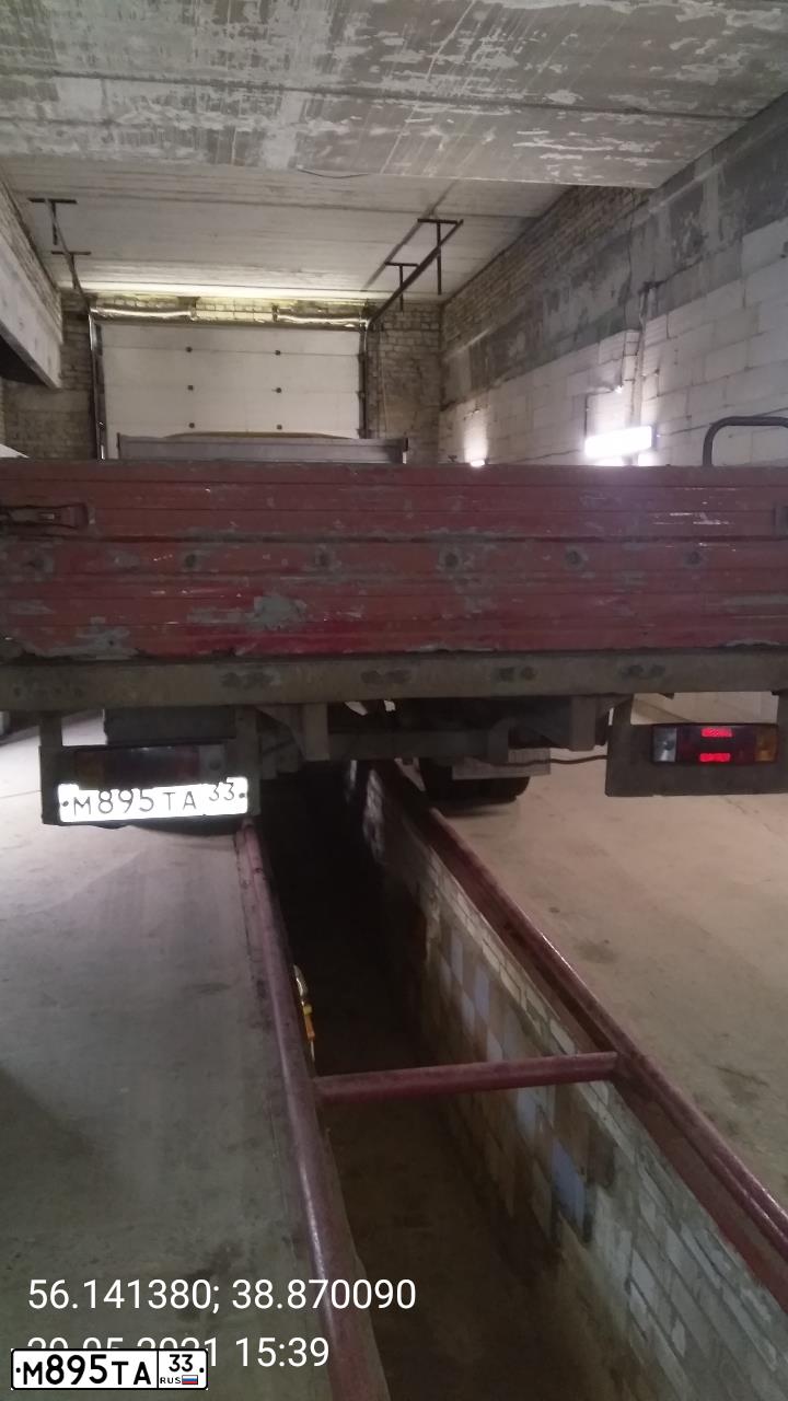Фото автомобиля RENAULT MIDLINER, 1998 — госномер М895ТА33. Цвет: ЖЕЛТЫЙ