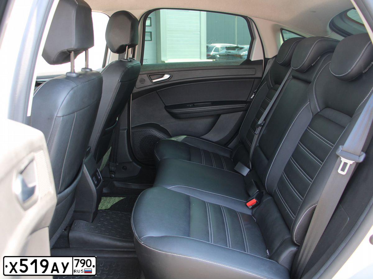 Фото автомобиля KIA CEE'D, 2009 — госномер Т506ТС199. Цвет: ЧЕРНЫЙ