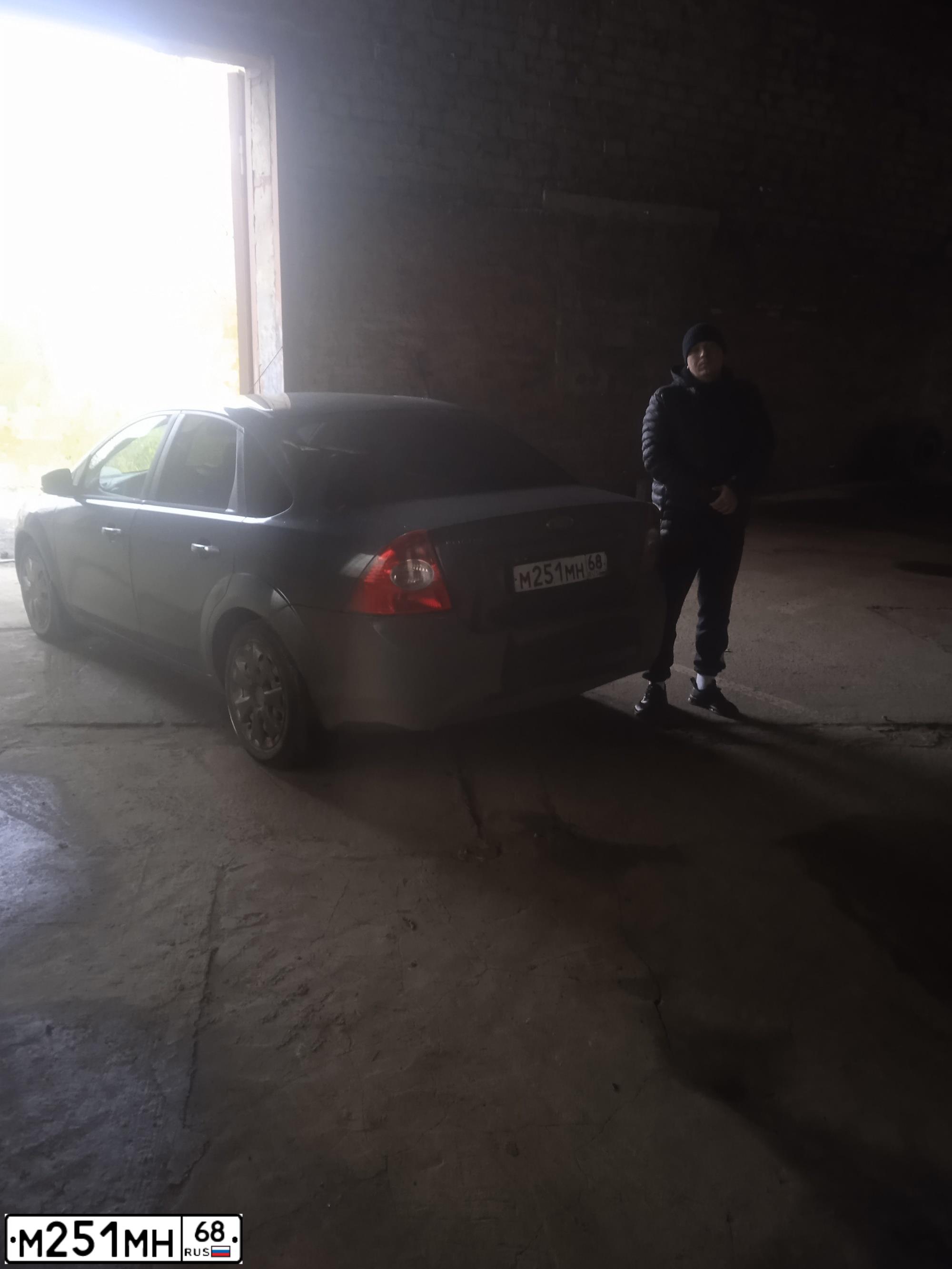 Фото автомобиля FORD FOCUS, 2010 — госномер М251МН68. Цвет: Серебристый