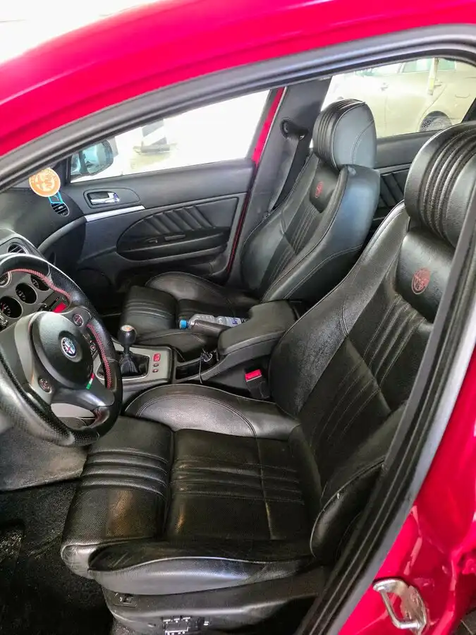 Фото автомобиля TOYOTA CAMRY, 2008 — госномер Р419ТУ799. Цвет: БЕЖЕВЫЙ МЕТАЛЛИК