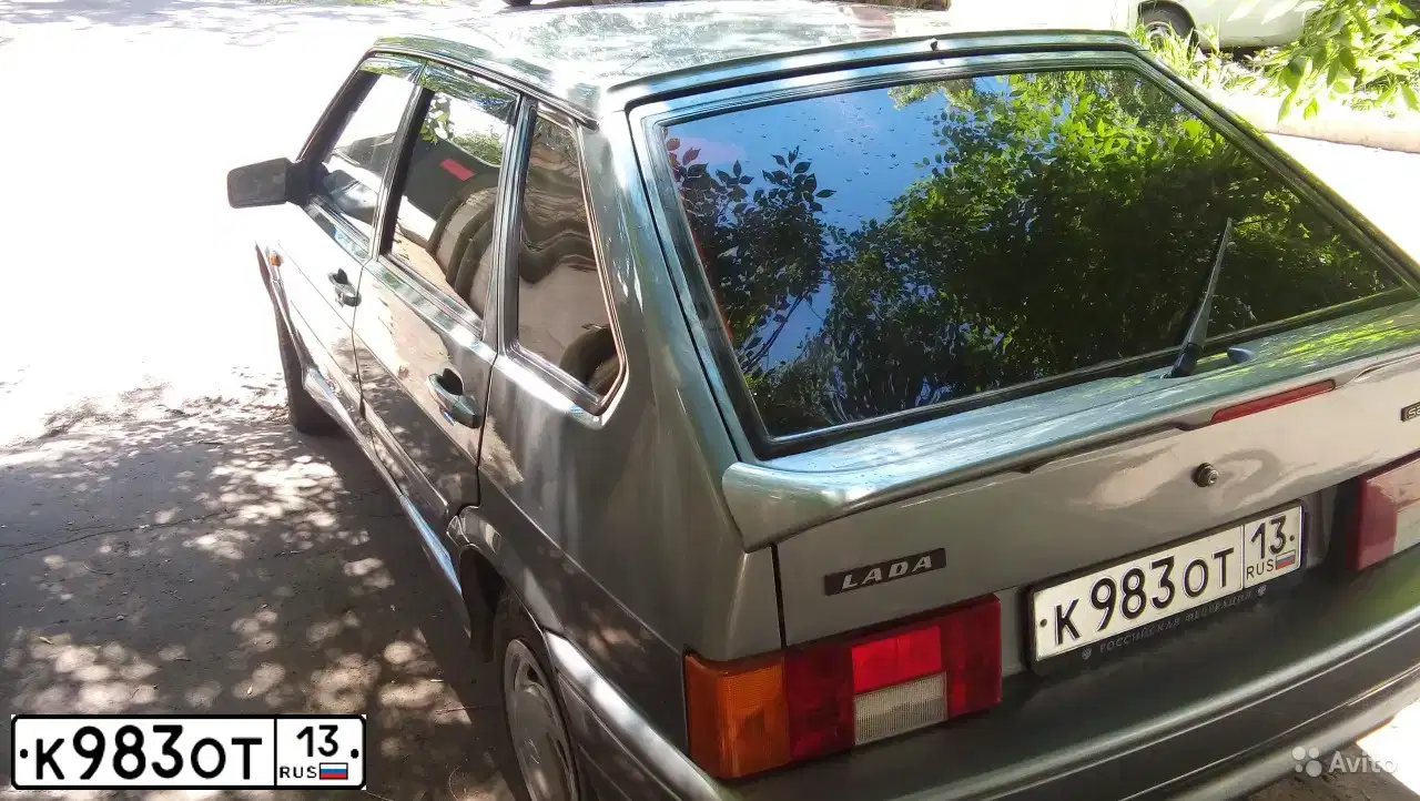 Фото автомобиля LADA 2114 SAMARA, 2012 — госномер Е525МВ13. Цвет: Светло-серебристый металик