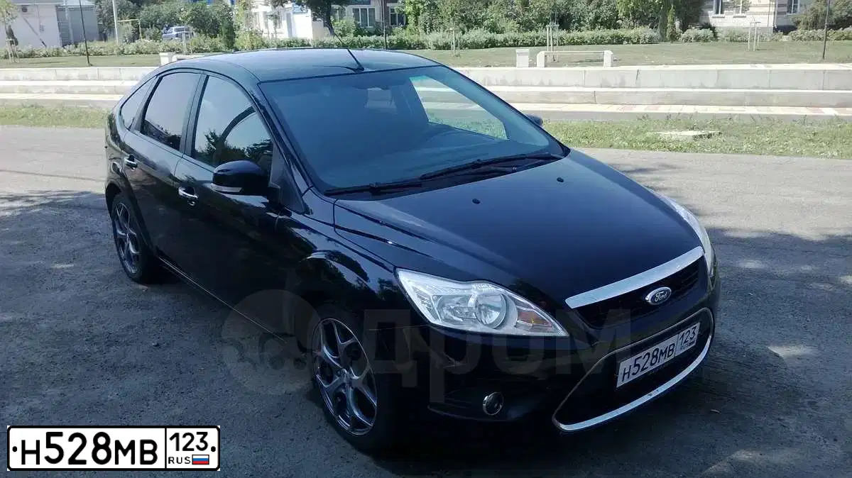 Фото автомобиля FORD FOCUS, 2008 — госномер Н528МВ123. Цвет: ЧЕРНЫЙ