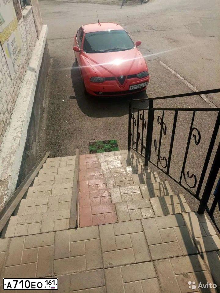 Фото автомобиля ALFAROMEO ALFA 156, 2000 — госномер А710ЕО161. Цвет: Красный