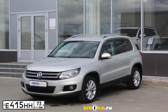 Фото автомобиля VOLKSWAGEN TIGUAN, 2011 — госномер О780КА716. Цвет: СЕРЕБРИСТО - ЖЕЛТЫЙ