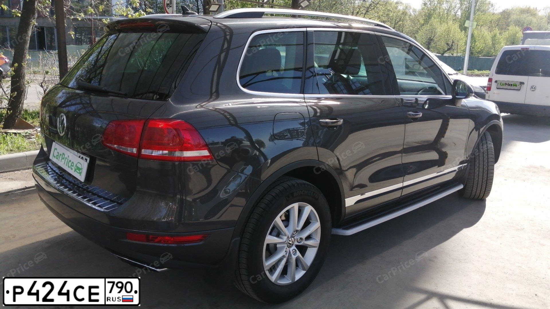 Фото автомобиля VOLKSWAGEN TOUAREG, 2012 — госномер А105ВМ977